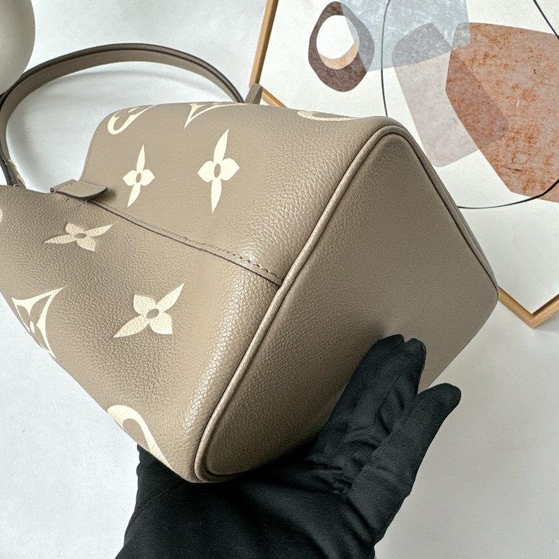 LV Neonoe MM 斑鳩灰大花束口水桶包 附萬用包 M45555-12