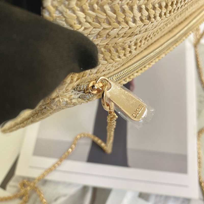 Dior迪奧手拿鏈條草編包-12