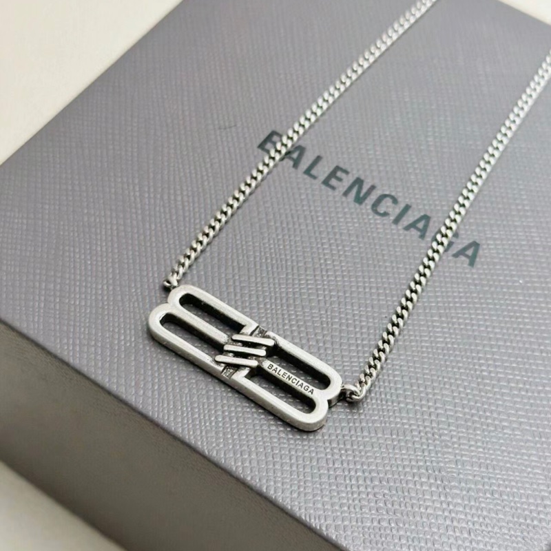 BALENCIAGA 巴黎世家BB ICON NECKLACE IN ANTIQUE SILVER-2