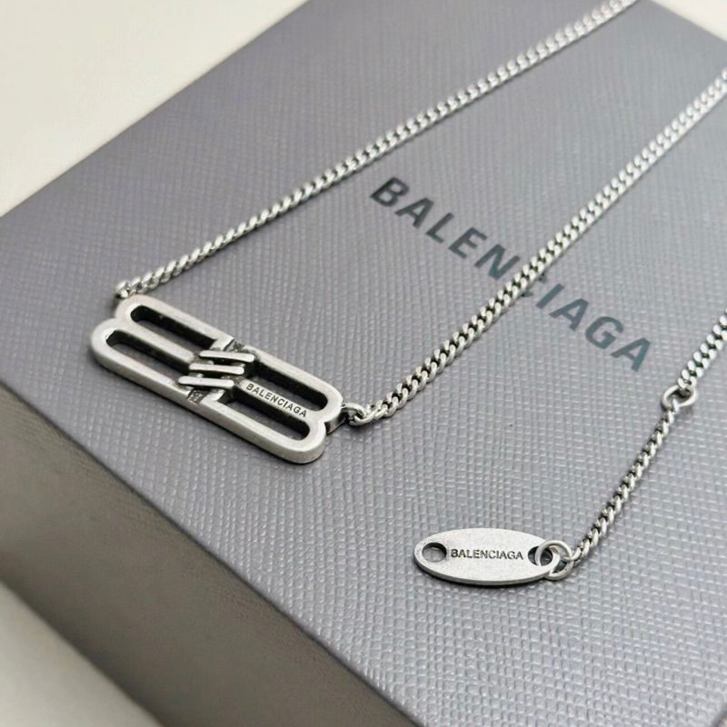 BALENCIAGA 巴黎世家BB ICON NECKLACE IN ANTIQUE SILVER-3