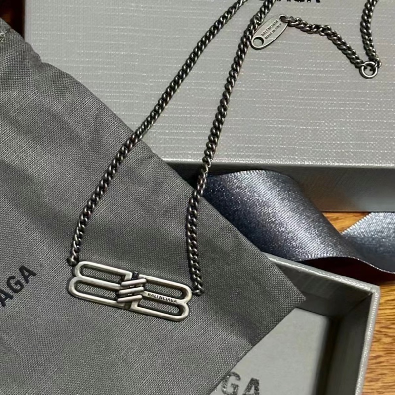 BALENCIAGA 巴黎世家BB ICON NECKLACE IN ANTIQUE SILVER-4