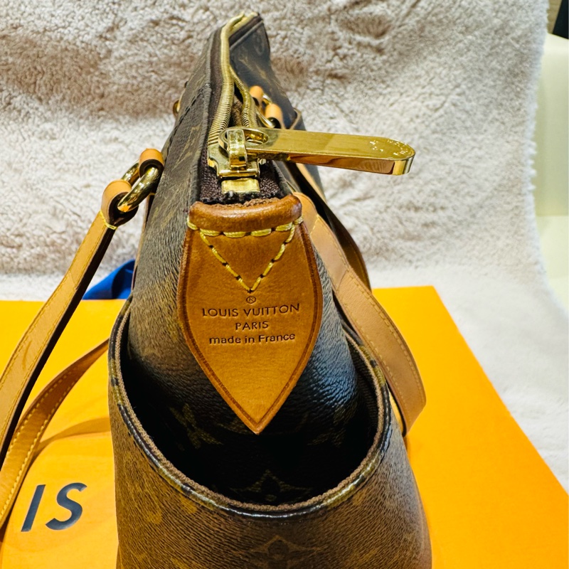 LV閒置正品 經典老花TotallyPM 托特包 肩背包-13