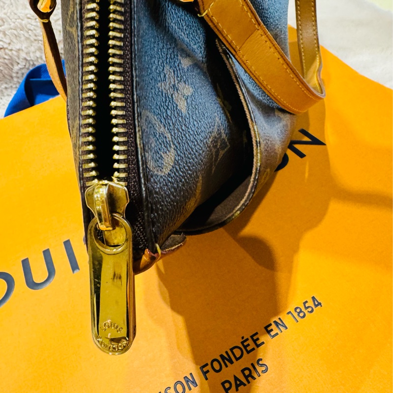 LV閒置正品 經典老花TotallyPM 托特包 肩背包-14