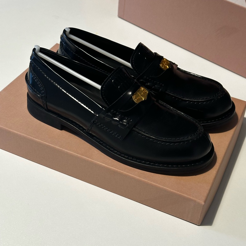 Miu Miu leather penny loafer 金幣樂福鞋36-2