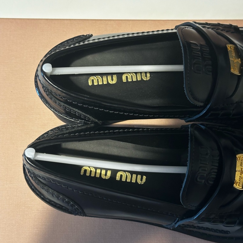 Miu Miu leather penny loafer 金幣樂福鞋36-9