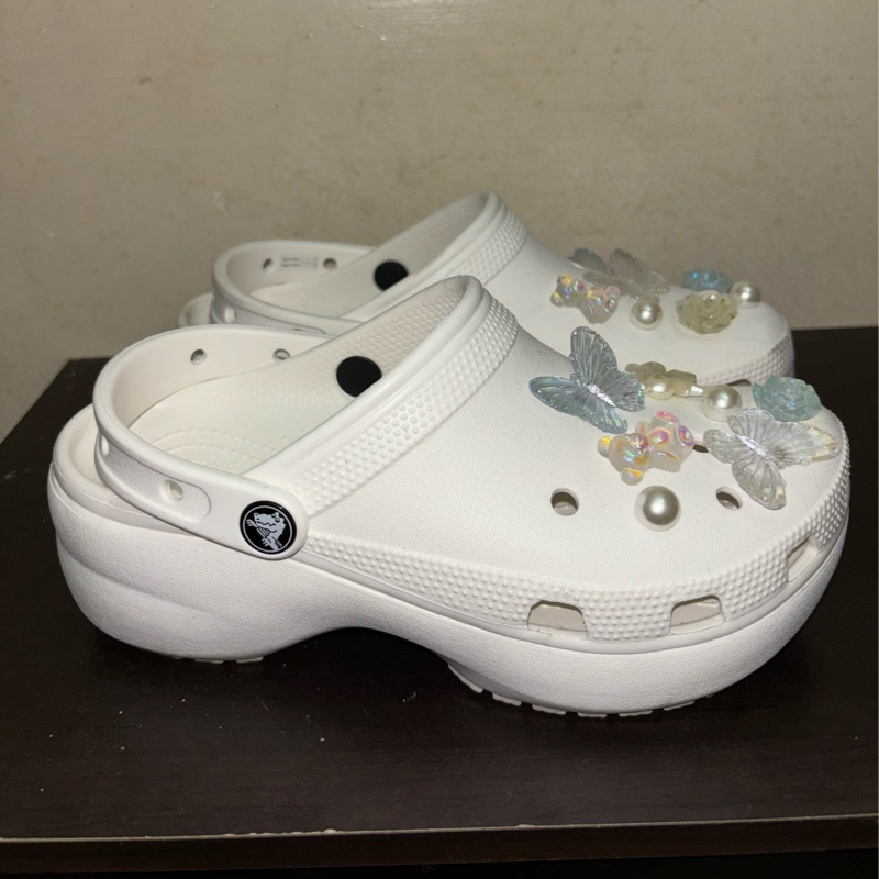 cross雲朵增高洞洞鞋-7