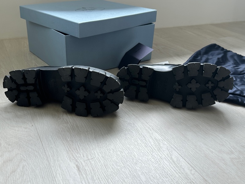prada爆款monolith樂福增高鞋-3