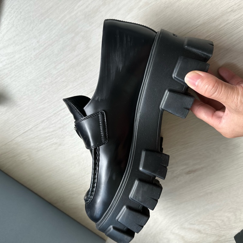 prada爆款monolith樂福增高鞋-11