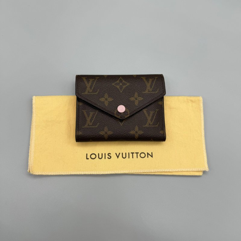 LV 三折豆豆錢包-0