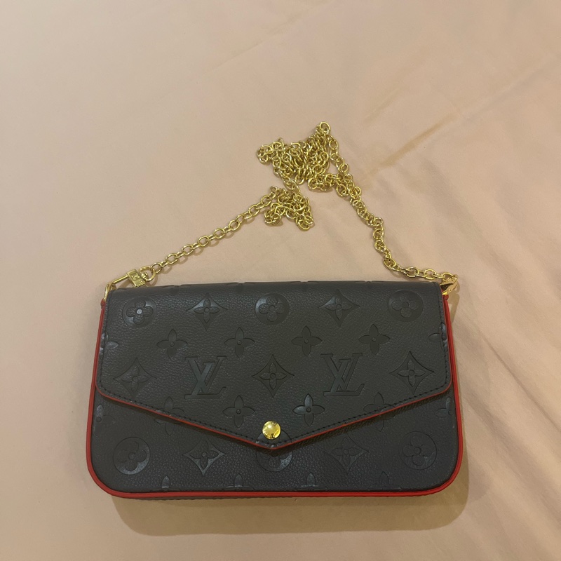 LV 路易威登 海軍藍 紅邊 雙拚色 皮革 壓紋 三合一 金鍊 信封 WOC包 M64099 鏈子包 單肩包-5