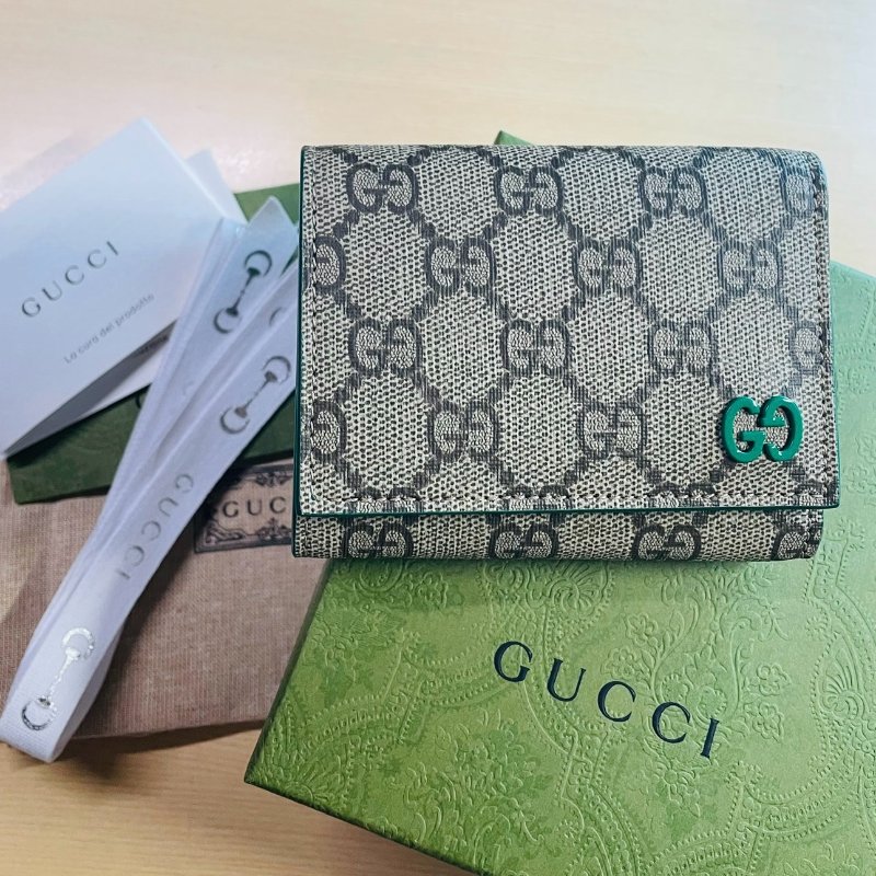 Gucci TRI FOLD WALLET WITH GG DETAIL PopChill gucci-tri-fold-wallet-with-gg-detail-popchill