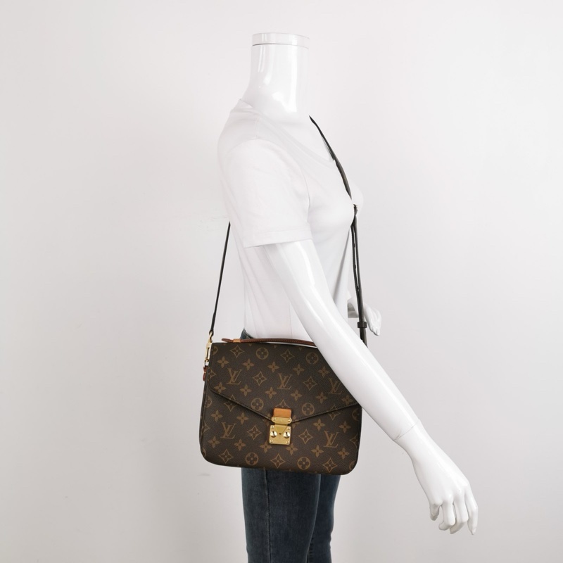 Louis Vuitton (LV) Pochette Metis老花鎖扣郵差包_中號（晶片款）-1