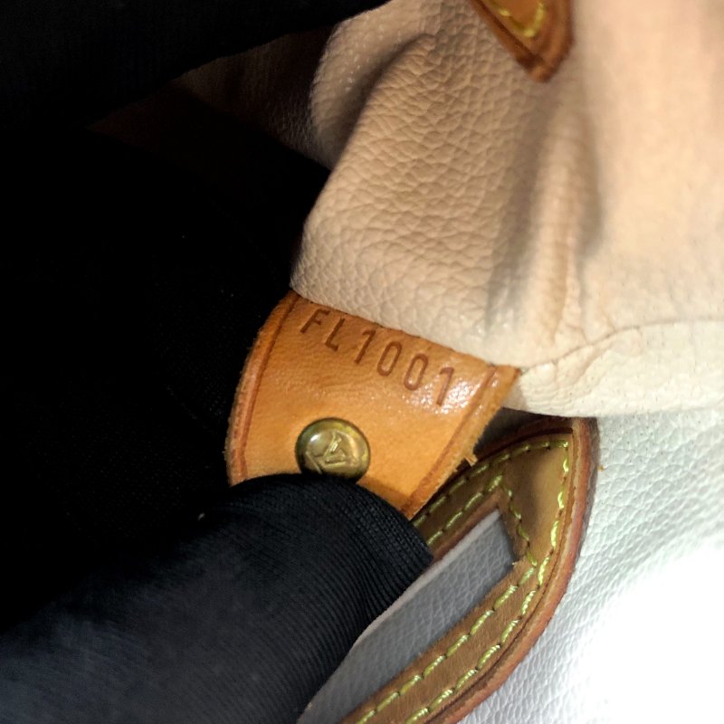 LOUIS VUITTON Bucket PM 經典老花水桶包，LV，肩背包，手提包，單肩包，二手真品，正品，現貨-15