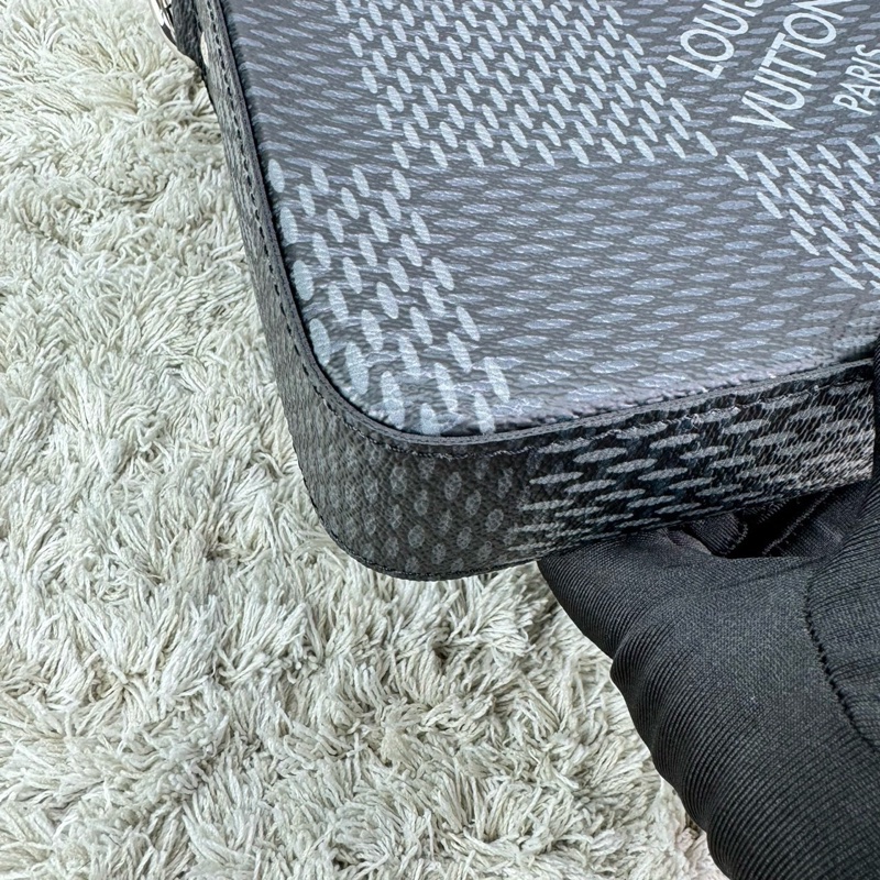 LV N50017 TRIO棋盤格LOGO Damier Graphite帆布男士三合一斜背郵差包(黑灰)  ⭕️晶片款⭕️近新閒置品⭕️-15