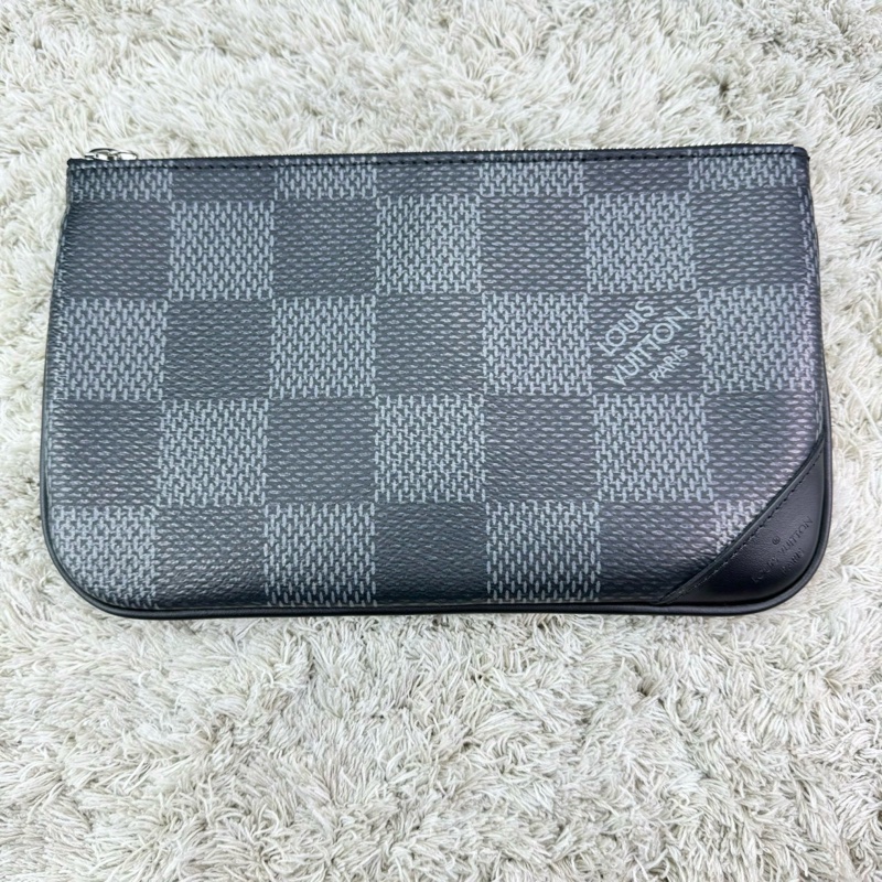 LV N50017 TRIO棋盤格LOGO Damier Graphite帆布男士三合一斜背郵差包(黑灰)  ⭕️晶片款⭕️近新閒置品⭕️-23