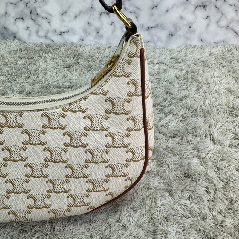 Celine Ava 復古老花腋下包 月亮包 白色-12