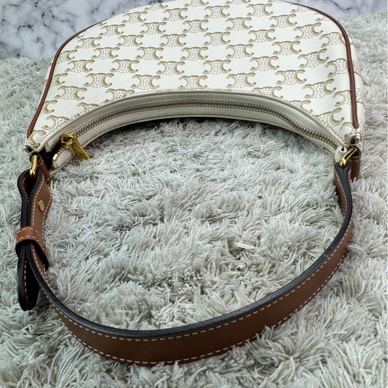 Celine Ava 復古老花腋下包 月亮包 白色-14