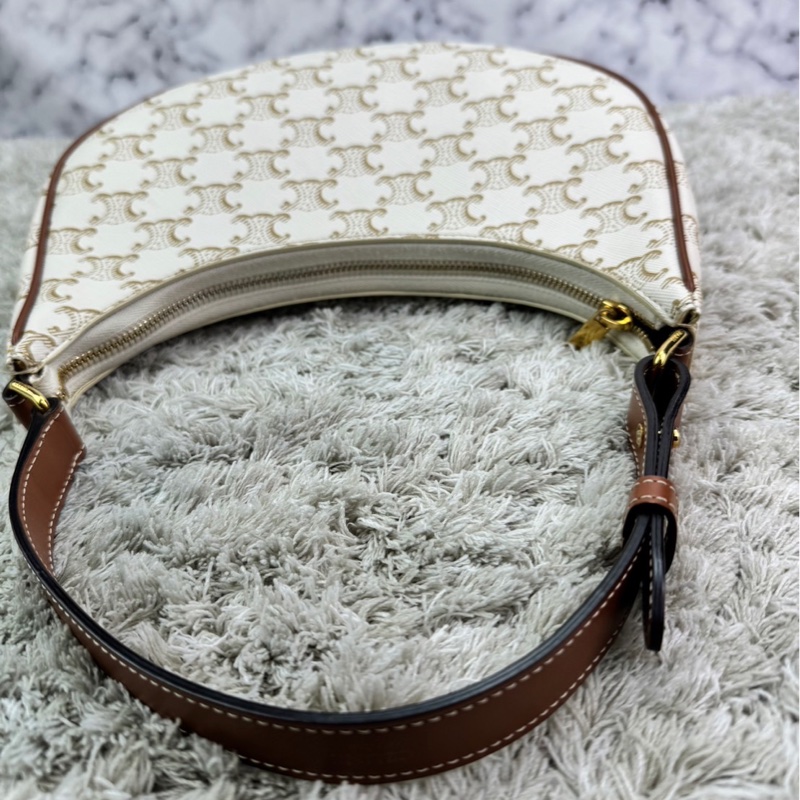 Celine Ava 復古老花腋下包 月亮包 白色-15