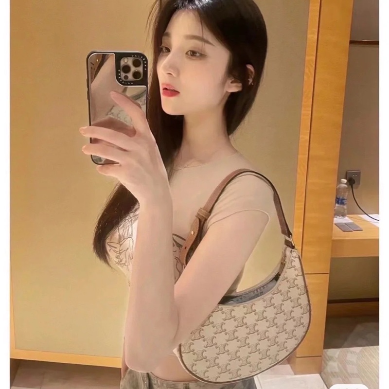 Celine Ava 復古老花腋下包 月亮包 白色-26