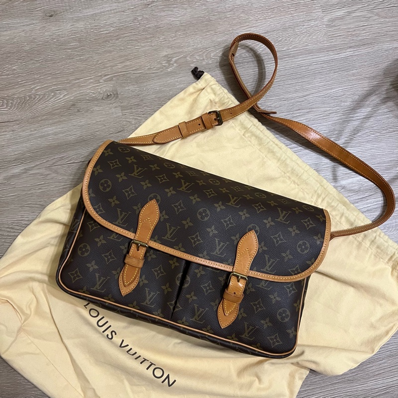 瑞奇二手精品 louis Vuitton monogram 老花 劍橋包 側背包 郵差包 美品-3
