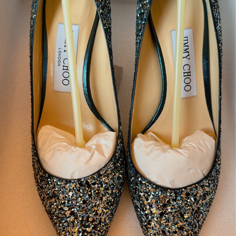 JIMMY CHOO 閃片高跟鞋 年會晚宴最佳搭配-1