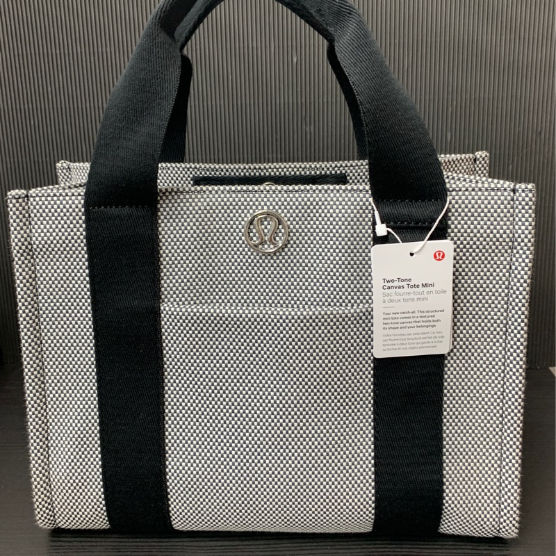 全新Lululemon Two-Tone Canvas Tote Bag Mini 4.5L 黑色迷你號-3