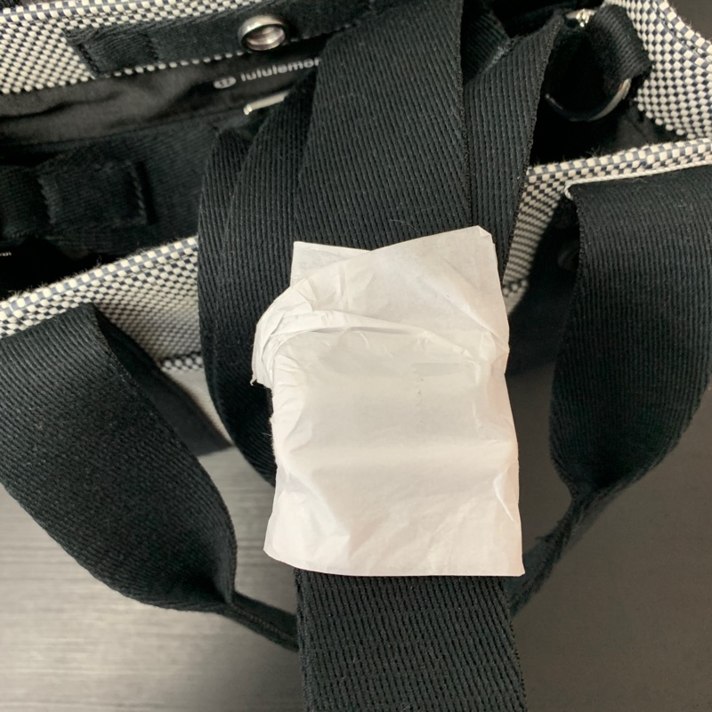 全新Lululemon Two-Tone Canvas Tote Bag Mini 4.5L 黑色迷你號-6