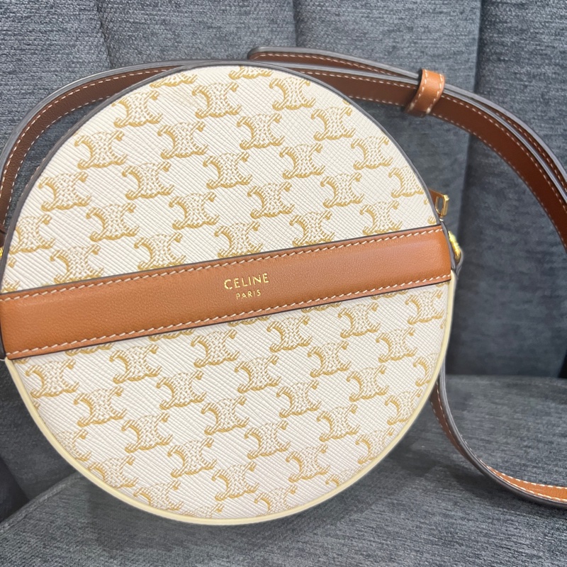 CELINE 白色老花圓餅包-0