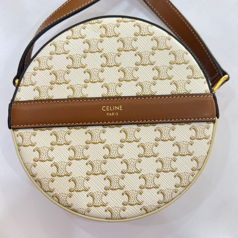 CELINE 白色老花圓餅包-5