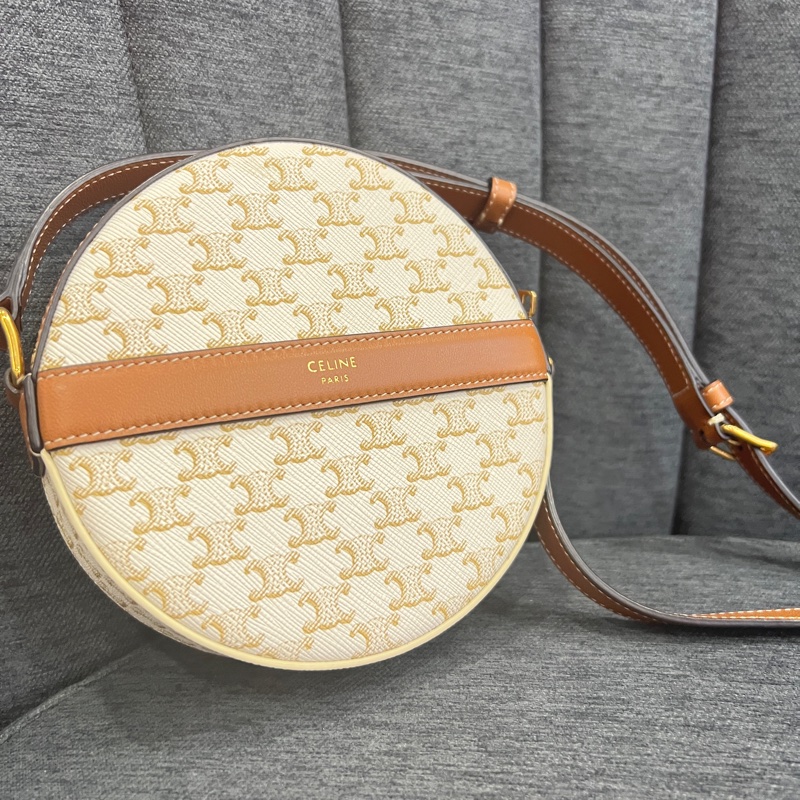 CELINE 白色老花圓餅包-4