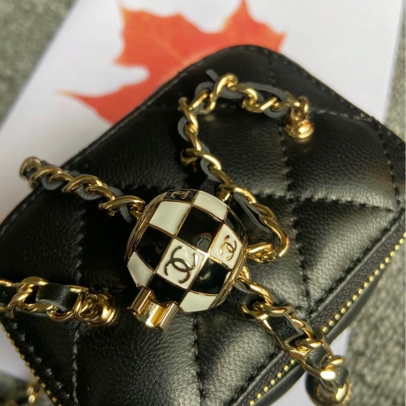 【哥吉拉精品時尚】Chanel 足球小盒子 logo膜未撕 (誠可議🔪勿擾)-9