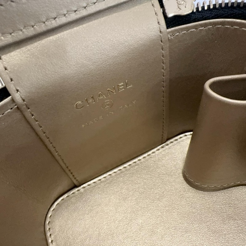 【哥吉拉精品時尚】Chanel 足球小盒子 logo膜未撕 (誠可議🔪勿擾)-13