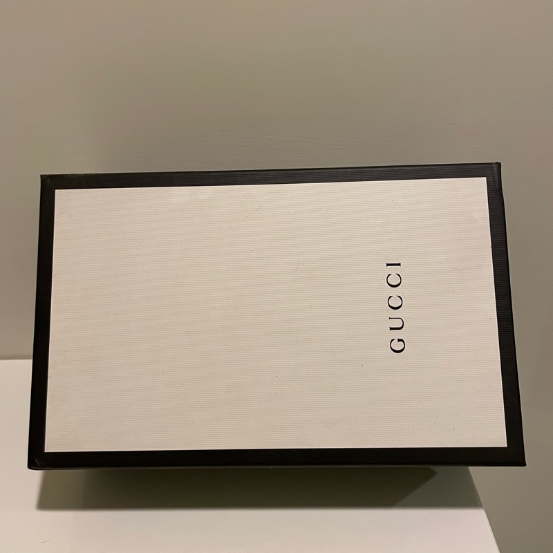 GUCCI經典皮鞋 復古酒紅 35.5-4