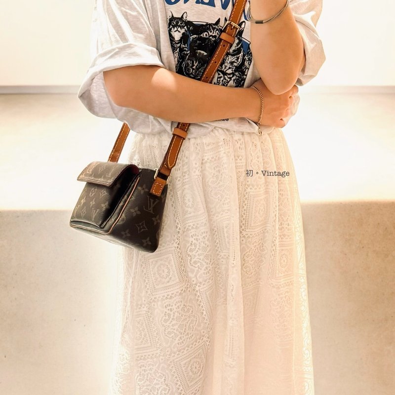 LV 豆腐包/小方包/斜背包-0