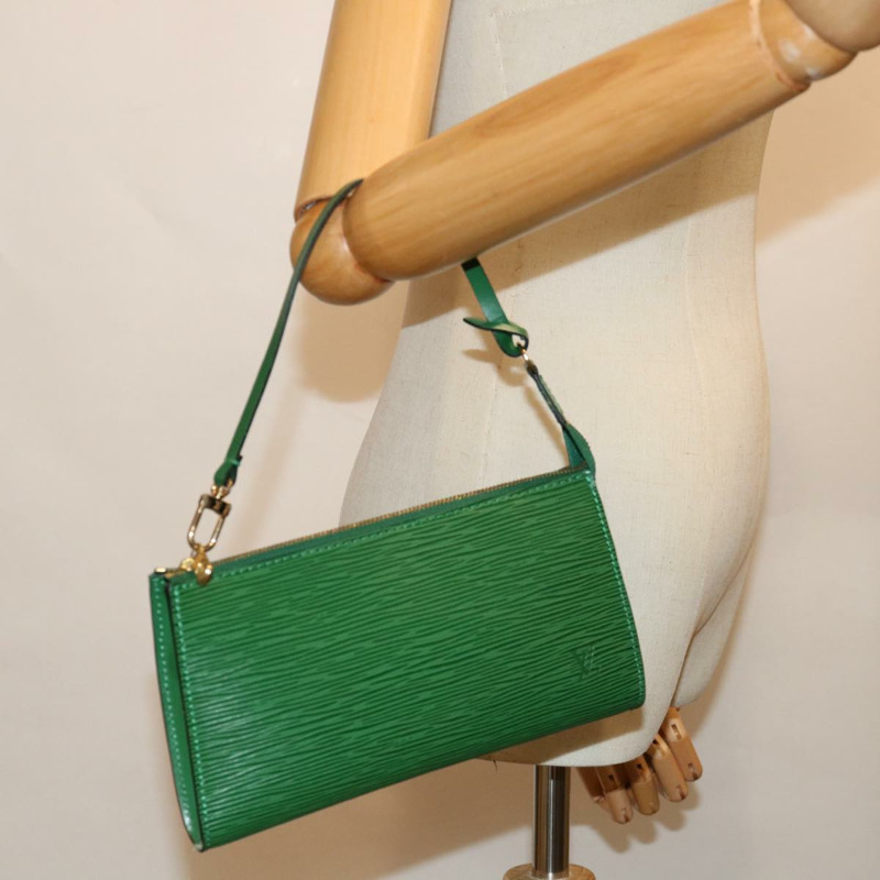 【日本直送】路易威登 Epi Pochette 配件袋綠色 M52984 LV 正品 69826-19