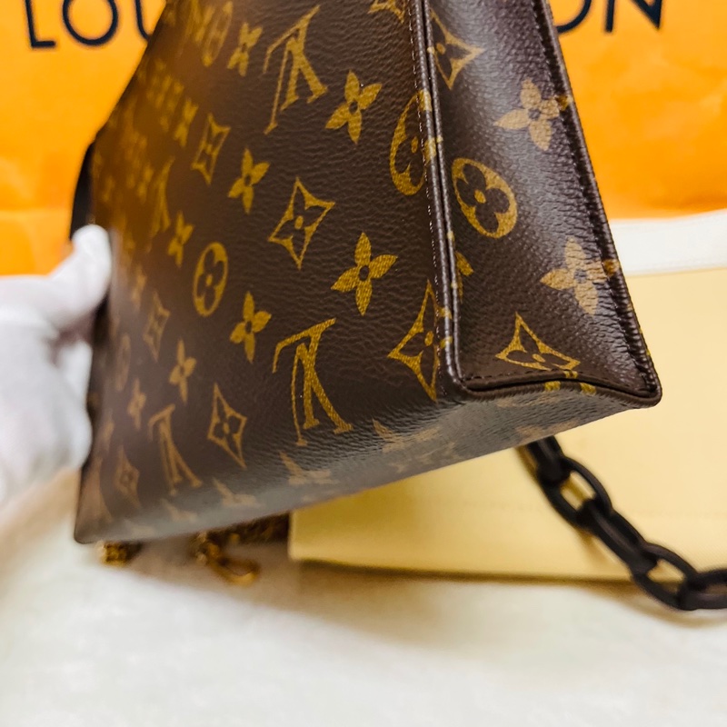 LV原花m47542手拿包 洗漱包-9