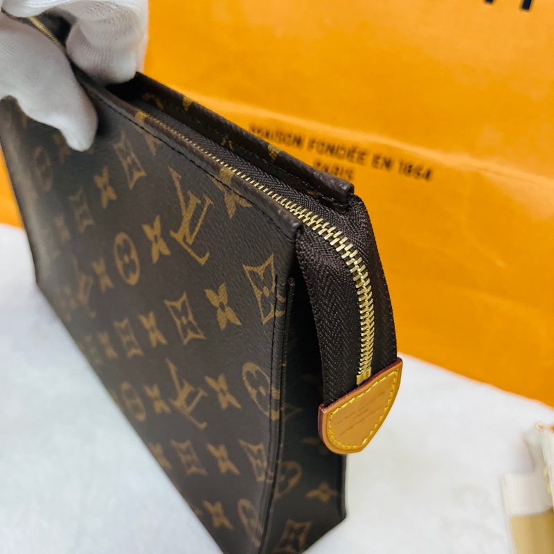 LV原花m47542手拿包 洗漱包-16