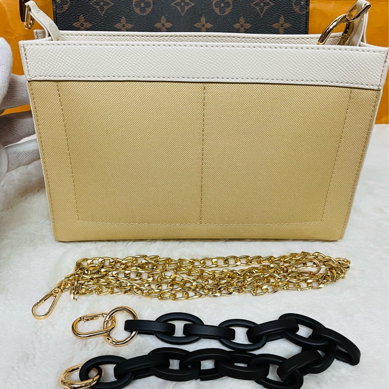 LV原花m47542手拿包 洗漱包-24