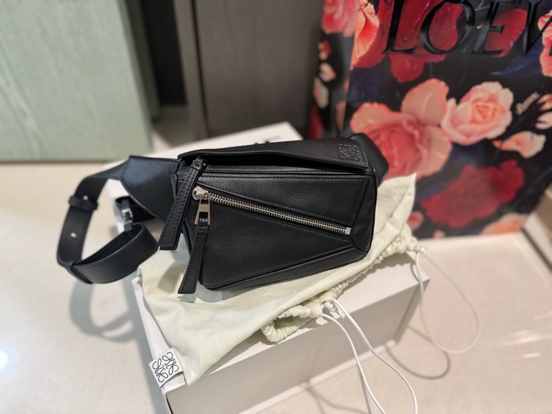 Mini Puzzle Bumbag 經典小牛皮腰包-1