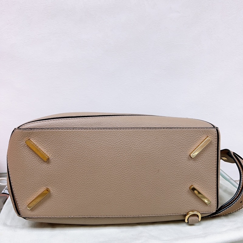 (已出❌) Loewe puzzle medium 幾何包 中號 沙色-3