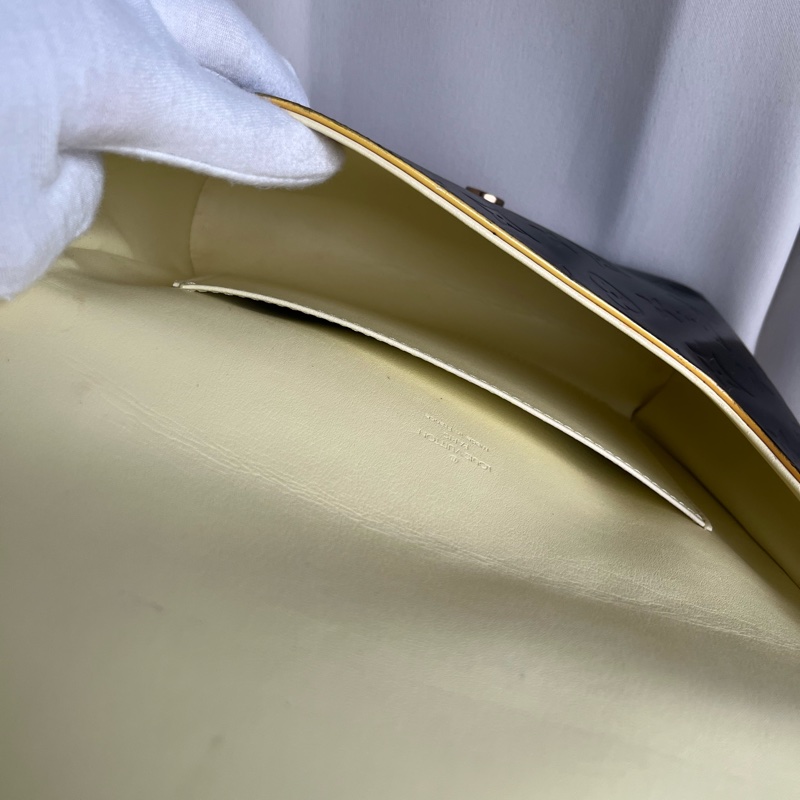 LV 老花 肩背包 腋下包 男女通用 黑 五金發亮-28