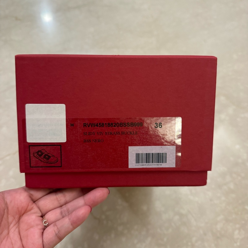 全新Roger vivier 水鑽勃肯拖鞋/涼鞋36號-20