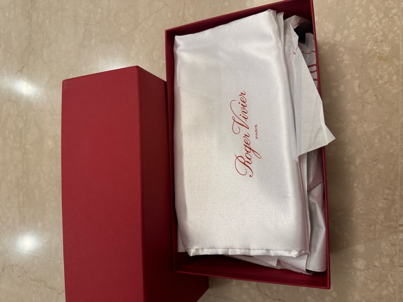 全新Roger vivier 水鑽勃肯拖鞋/涼鞋36號-21