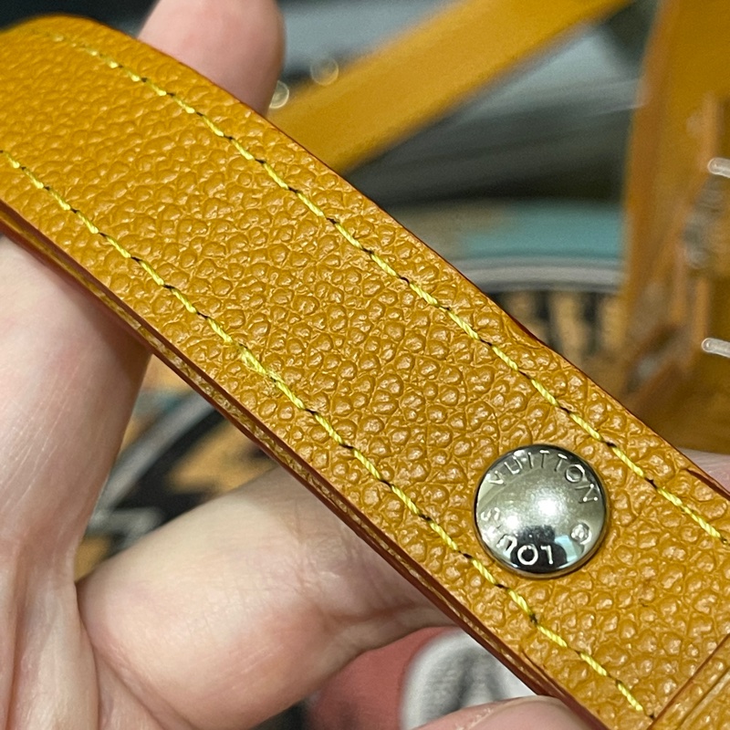 他團售出❌美品🎁櫃上76500🔥LV Buci 蜜蠟 焦糖色LOUIS VUITTON/側背包/肩背包/M59459 法棍包 腋下包 斜揹包-11