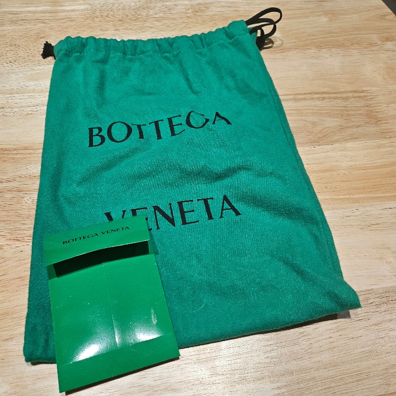 BV Loop Mini 編織包 螢光綠-4