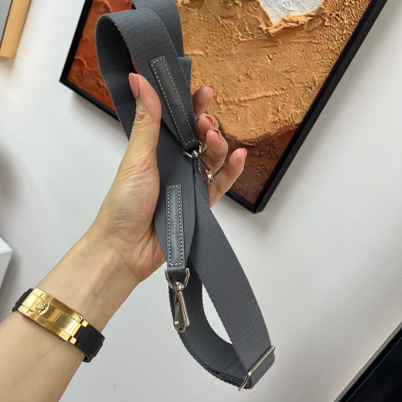 Goyard vendome 新款老花保齡球 貝殼包 罕有特別色 灰色 手提包 斜孭包🖤-5