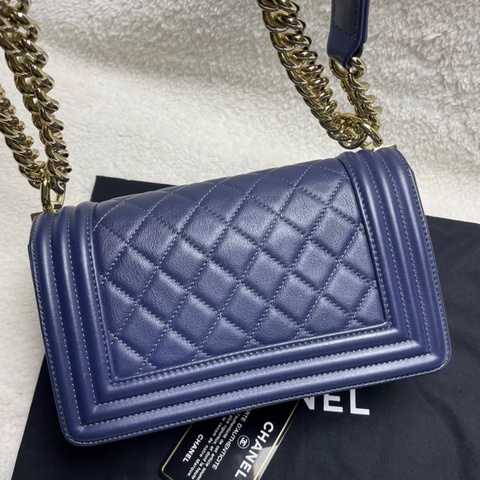 Chanel 藍色牛皮leboy小號