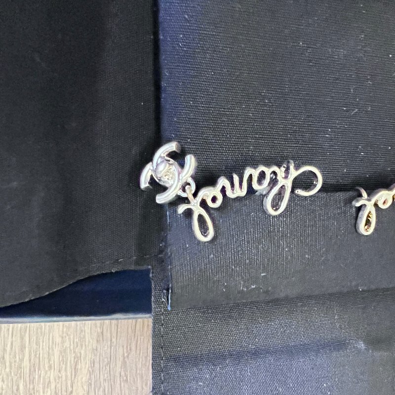 Chanel 香奈兒 書包釦 字母 耳環 耳夾-1