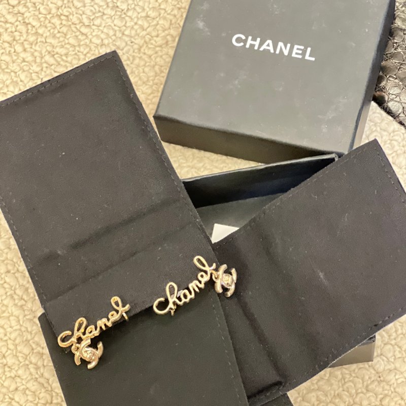 Chanel 香奈兒 書包釦 字母 耳環 耳夾-4