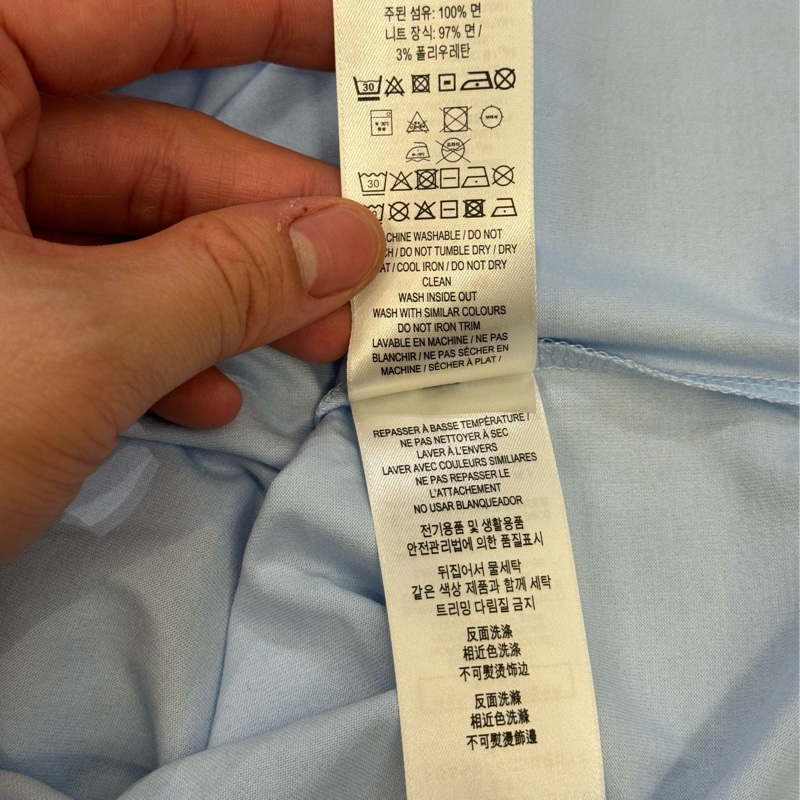 全新 Burberry 素面短T-Shirt 袖口有LOGO-7